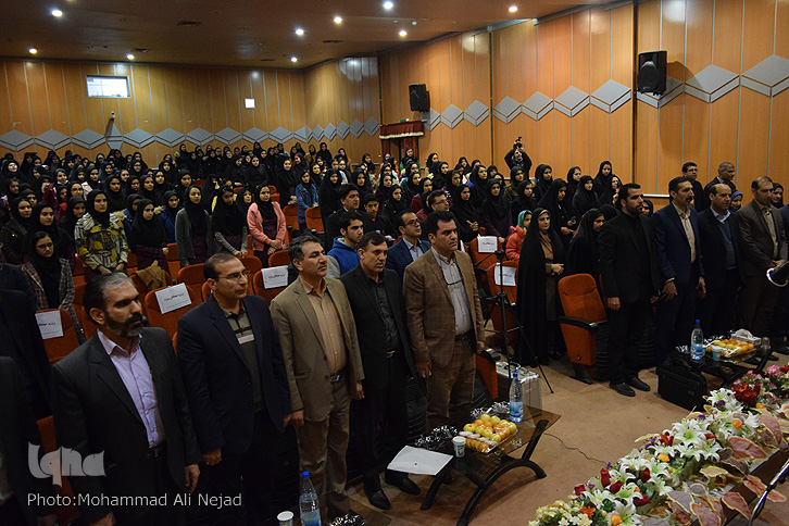گزارش تصویری اختتامیه کنگره &laquo;شعر انقلاب&raquo; در خرم&zwnj;آباد
