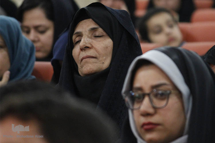 بازدید دانشجویان جهاد دانشگاهی از نگارستان امام خمینی بازدید دانشجویان جهاد دانشگاهی از نگارستان امام خمینی