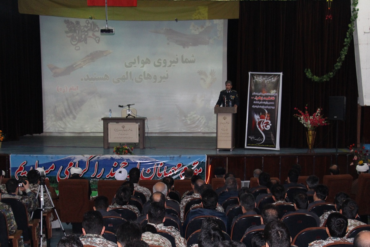 پیروزی انقلاب اسلامی شیعیان را به عنوان یک ملت مکتب‌دار در جهان معرفی کرد