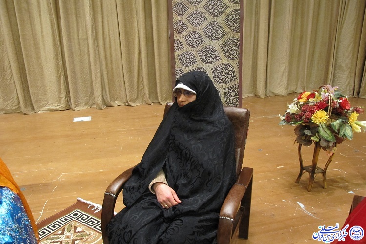 گزارش تصویری/ جشن بزرگ &laquo;زن انقلابی در آیینه قرآن&raquo; در چهارمحال و بختیاری