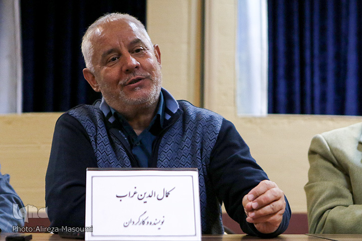انسان در تئاتر «من کدامم» به دنبال من گمشده و اصیل خود میگردد انسان در تئاتر «من کدامم» به دنبال من گمشده و اصیل خود میگردد