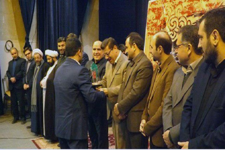 نفرات برتر جشنواره خوشنویسی منطقه&zwnj;ای مشق عشق تجلیل شدند