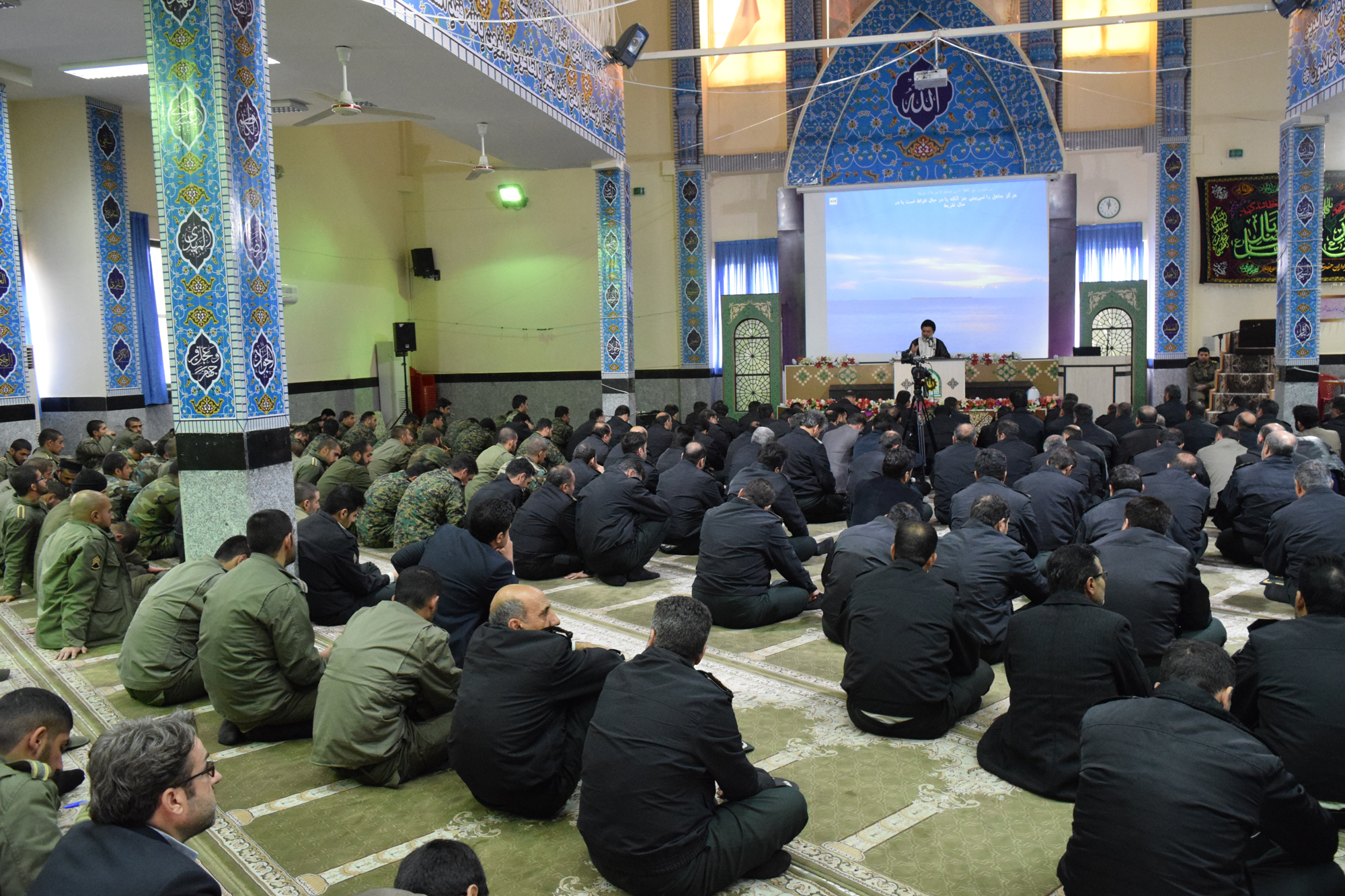 نیروی انتظامی لرستان میزبان برنامه تفسیر قرآن آیتالله میرعمادی نیروی انتظامی لرستان میزبان برنامه تفسیر قرآن آیتالله میرعمادی