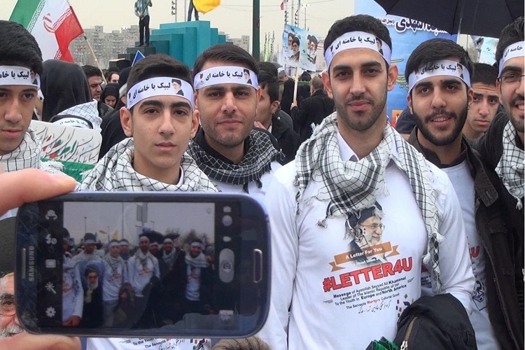 انقلاب در نگاه نسل چهارم/ پیر جماران در قلب&zwnj;هایمان زنده است