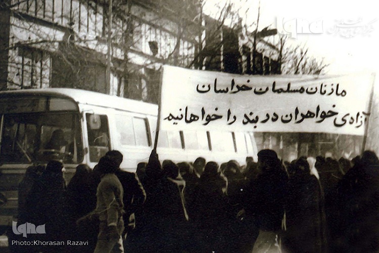 انقلاب در نگاه نسل چهارم/ پیر جماران در قلب&zwnj;هایمان زنده است