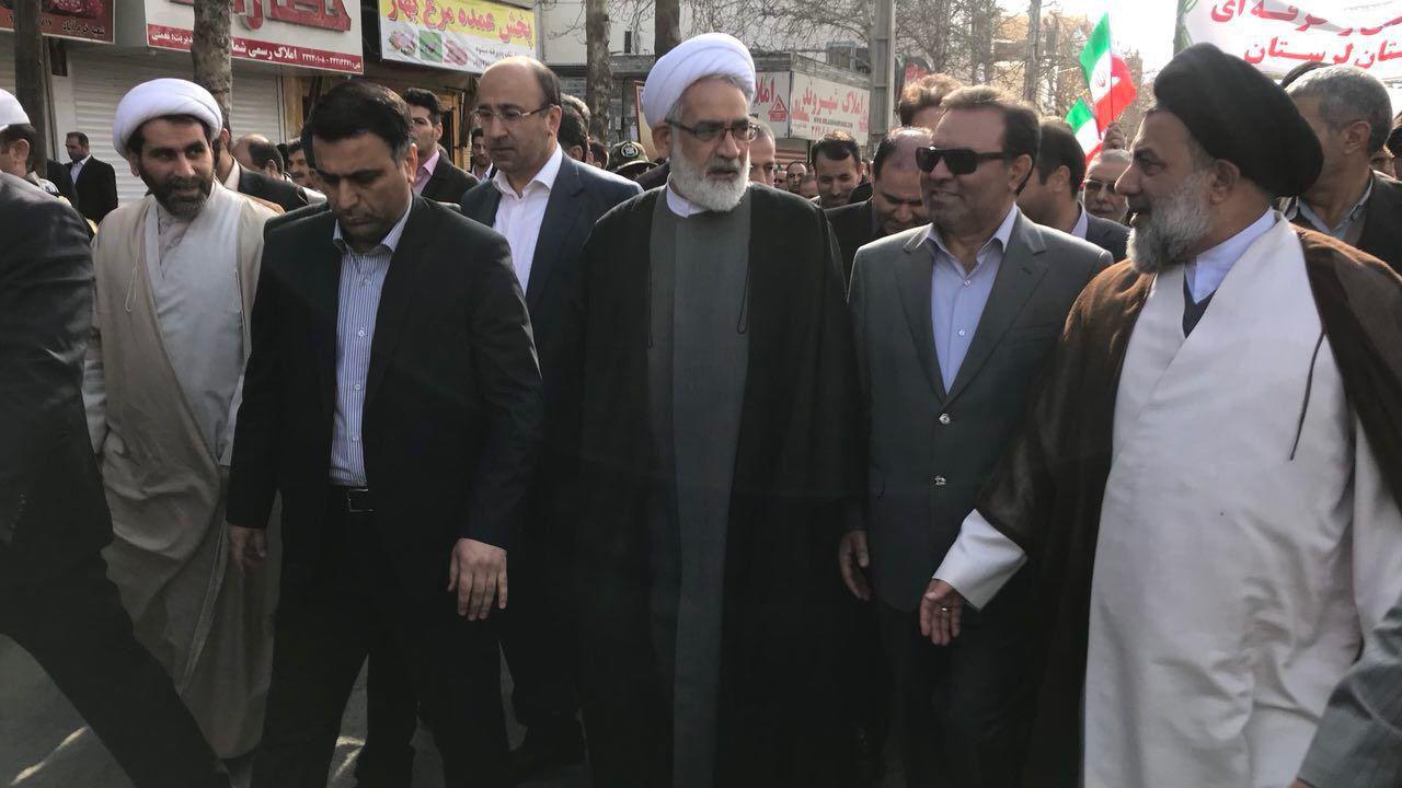 آغاز راهپیمایی یومالله 22 بهمن در شهرهای لرستان + عکس آغاز راهپیمایی یومالله 22 بهمن در شهرهای لرستان + عکس