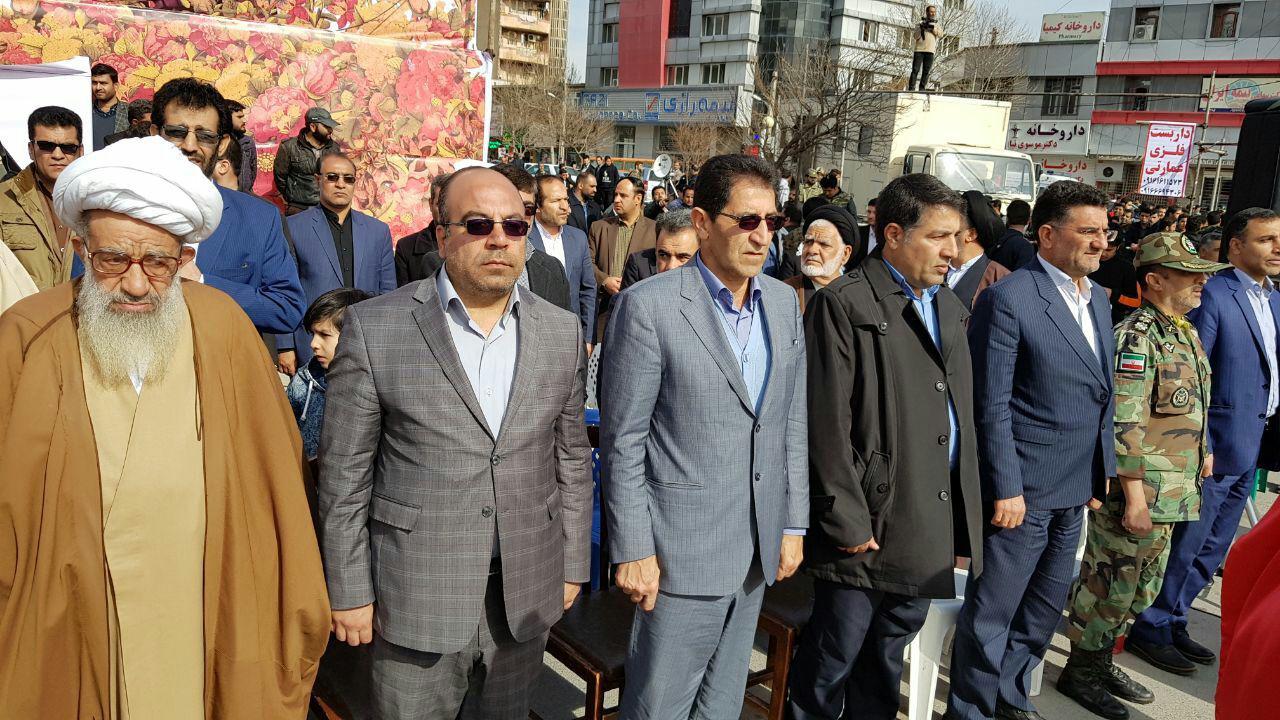 آغاز راهپیمایی یومالله 22 بهمن در شهرهای لرستان + عکس آغاز راهپیمایی یومالله 22 بهمن در شهرهای لرستان + عکس