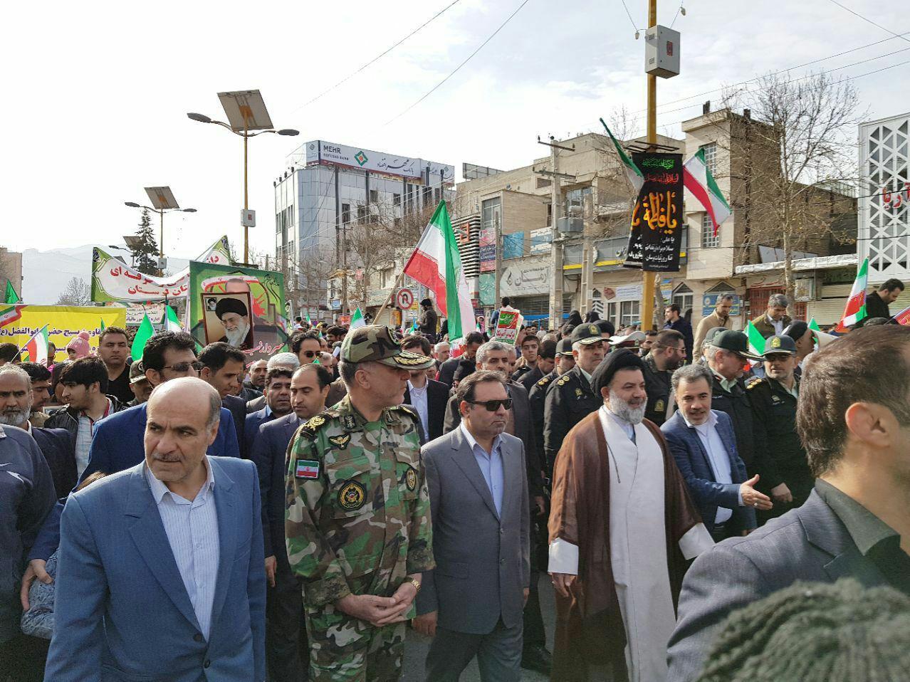 آغاز راهپیمایی یومالله 22 بهمن در شهرهای لرستان + عکس آغاز راهپیمایی یومالله 22 بهمن در شهرهای لرستان + عکس