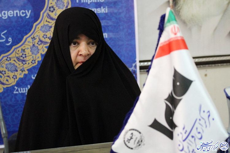 گزارش تصویری/میزگرد &laquo;نقش بانوان در پیروزی انقلاب اسلامی&raquo; در ایکنا یزد