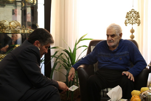دیدار جمعی از فرماندهان گروه پدافند هوایی بابلسر با جانباز دفاع مقدس