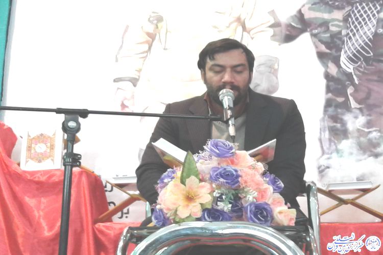 معلمانی که تخصص ندارند و دانش‌آموزانی که نمره بالا می‌خواهند