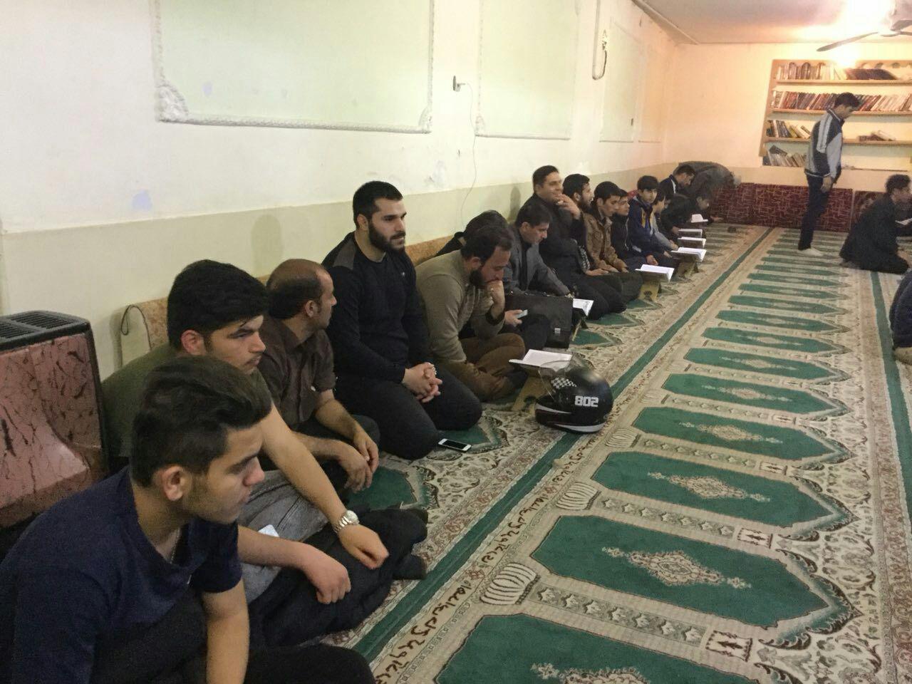 برگزاری محفل انس با قرآن در مسجد امام جعفرصادق(ع) اسدآبادی خرم&zwnj;آباد