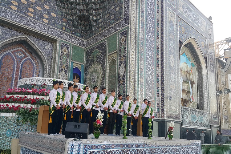 نگاهی به کارنامه درخشان گروه سرود نورالمهدی همدان