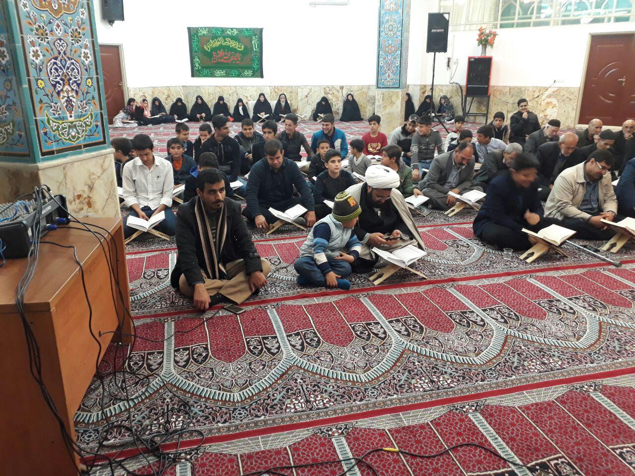 برگزاری محفل انس با قرآن در مسجد دولتشاهی خرم&zwnj;آباد + عکس