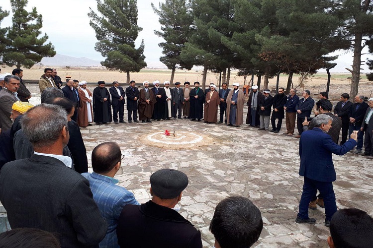 کلنگ ساخت اولین شبستان امام زاده عبدالله(ع) چناران زده شد کلنگ ساخت اولین شبستان امام زاده عبدالله(ع) چناران زده شد