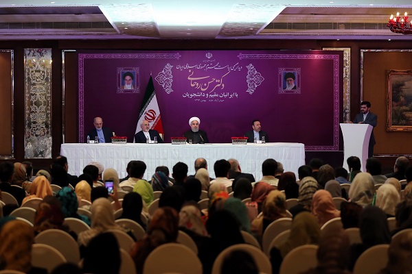 رابطه هند و ایران کم نظیر است/ کرسی های زبان فارسی باید توسعه یابند رابطه هند و ایران کم نظیر است/ کرسی های زبان فارسی باید توسعه یابند