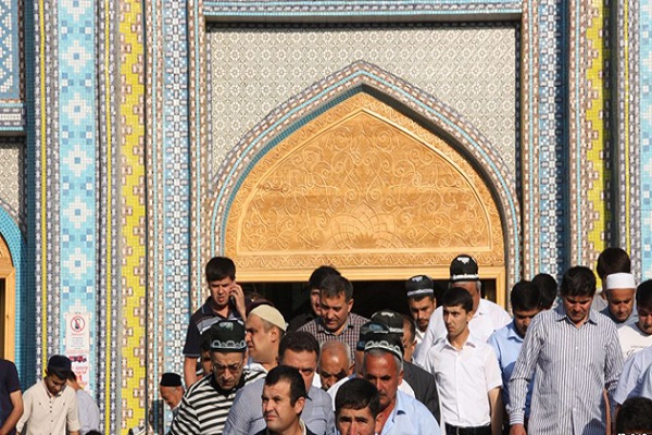 ترویج فعالیت‌های قرآنی راه حل مقابله با افراط‌گرایی در تاجیکستان / در حال تکمیل