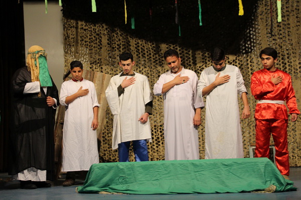 گزارش تصویری نمایش &laquo;یاس کبود&raquo; در بابلسر
