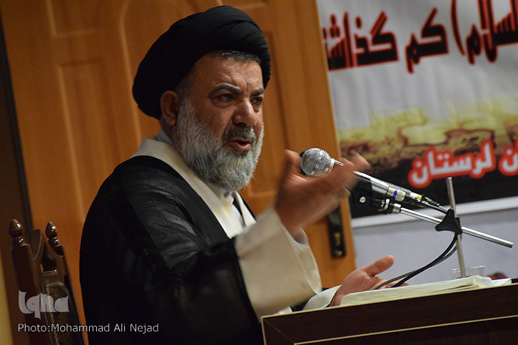 کمیته امداد لرستان میزبان تفسیر قرآن آیت&zwnj;الله میرعمادی