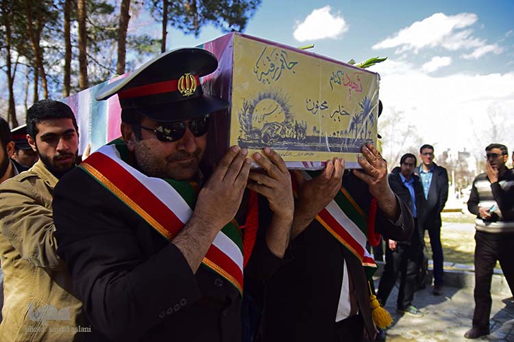 تشیع شهید گمنام در دانشگاه اصفهان