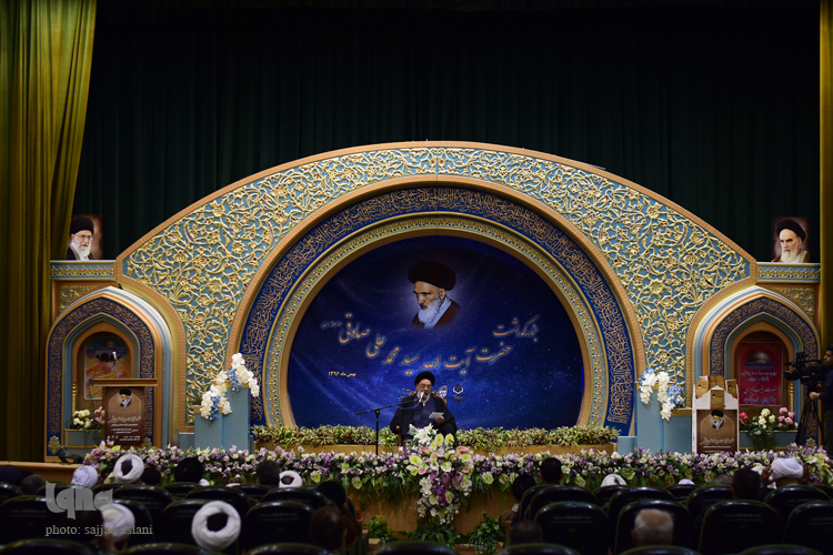 بزرگداشت ایت الله سید محمد علی صادقی
