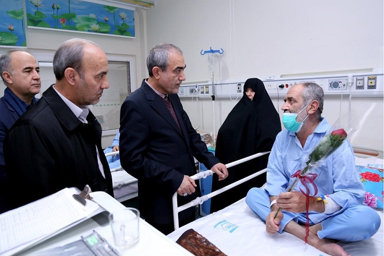 استاندار آذربایجان&zwnj;شرقی از پرستاران بیمارستان شهید قاضی تبریز تجلیل کرد+تصاویر