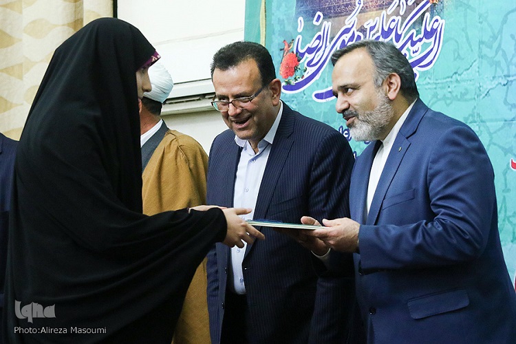 سیزدهمین مسابقات سراسری قرآن کارکنان بنیاد شهید و خانوادههای آنها به کار خود پایان داد سیزدهمین مسابقات سراسری قرآن کارکنان بنیاد شهید و خانوادههای آنها به کار خود پایان داد