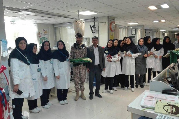 تجلیل از 250 پرستار بیمارستان نمازی شیراز همراه با تكریم یاد شهدای مدافع حرم