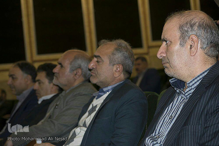برگزاری جلسه بررسی چگونگی تدوین دانشنامه دفاع مقدس لرستان + عکس