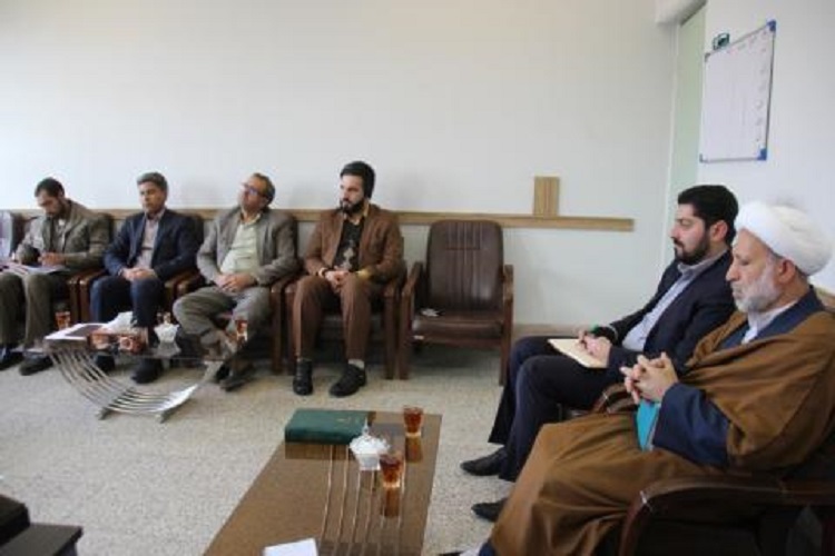 جلسه برنامهریزی مراسم 12 بهمن در شهرستان قاینات برگزار شد