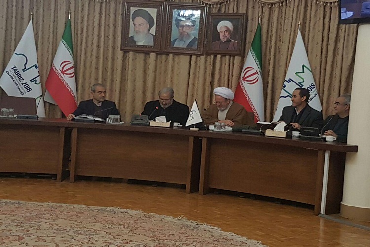 برگزاری جلسه تفسیر قرآن ویژه مدیران آذربایجانشرقی برگزاری جلسه تفسیر قرآن ویژه مدیران آذربایجانشرقی