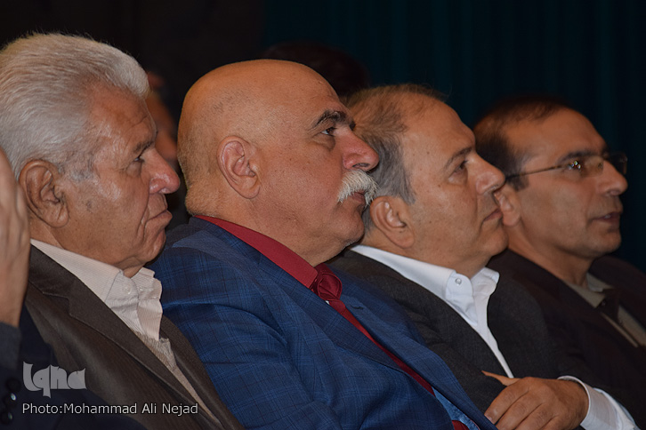گزارش تصویری همایش تجلیل از فعالان عرصه محیط زیست لرستان