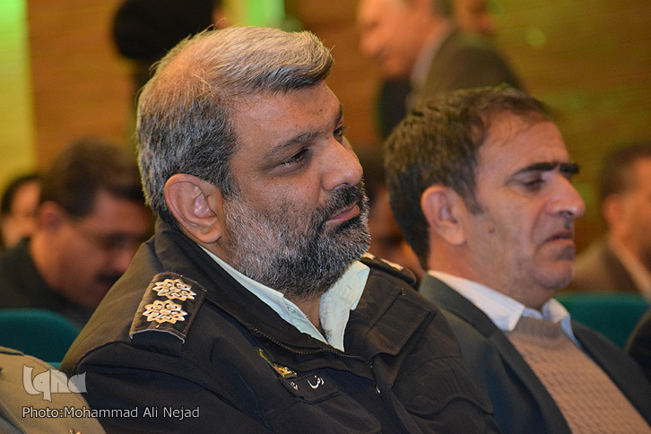 گزارش تصویری همایش تجلیل از فعالان عرصه محیط زیست لرستان