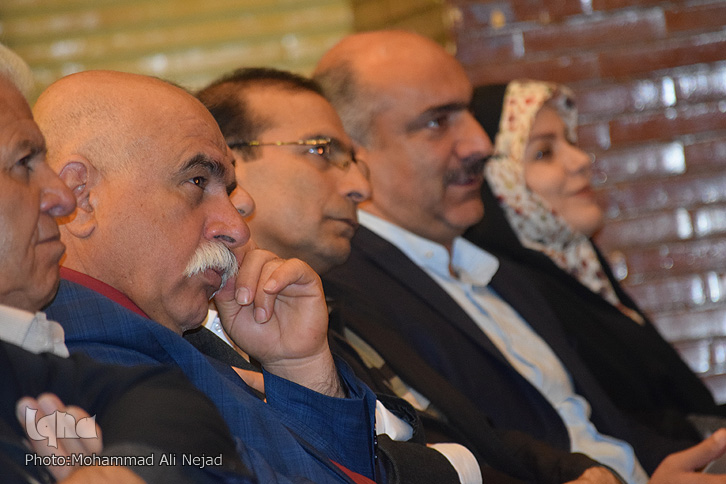 گزارش تصویری همایش تجلیل از فعالان عرصه محیط زیست لرستان