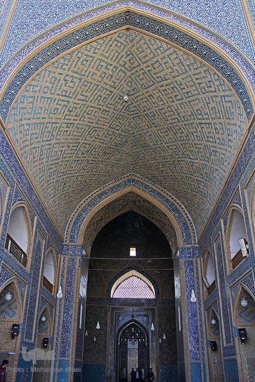 مسجدی با بلندترین مناره ها در دل کویر مسجدی با بلندترین مناره ها در دل کویر