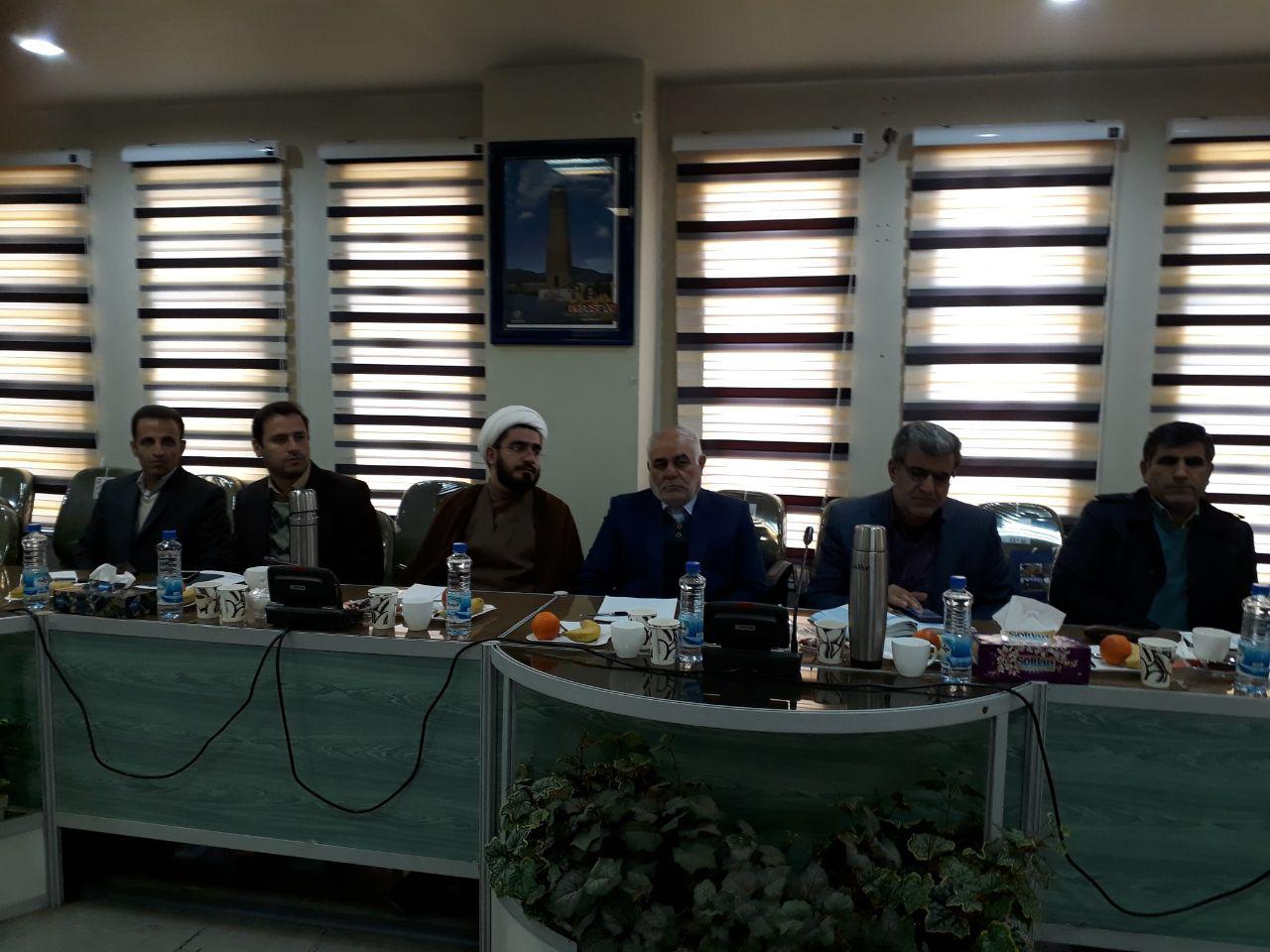 برگزاری نشست هم&zwnj;اندیشی اساتید گروه معارف دانشگاه&zwnj;های لرستان