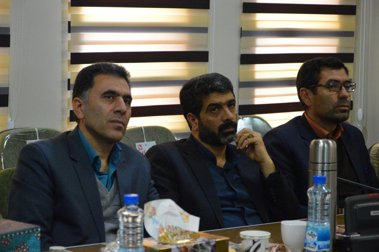 برگزاری نشست هم&zwnj;اندیشی اساتید گروه معارف دانشگاه&zwnj;های لرستان