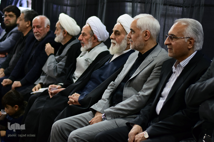 مراسم چهلمین روز درگذشت حجت الاسلام مهدی مظاهری در خیمه ی گلستان شهدا در حضود مقامات برگزار شد