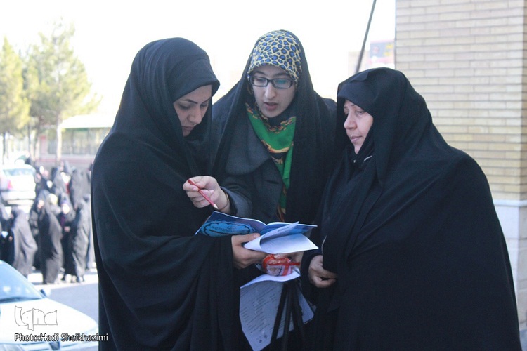 برگزاری آزمون حفظ و مفاهیم قرآن در تبریز+تصاویر برگزاری آزمون حفظ و مفاهیم قرآن در تبریز+تصاویر