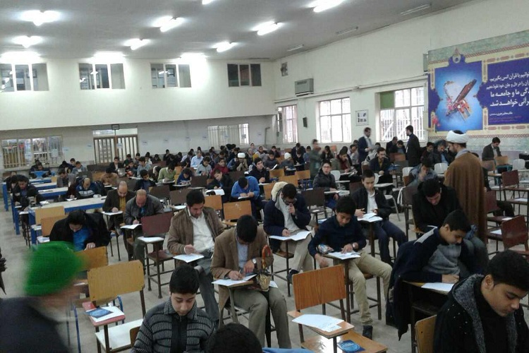 از تأخیر متسابقان در محل آزمون تا رقابت قرآنی که از تلاوت قرآن محروم بود