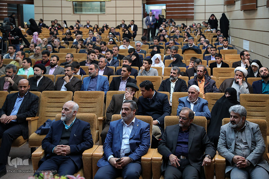 چهاردهمین مسابقات قرآن و عترت رسانه ملی در مشهد به کار خود پایان داد