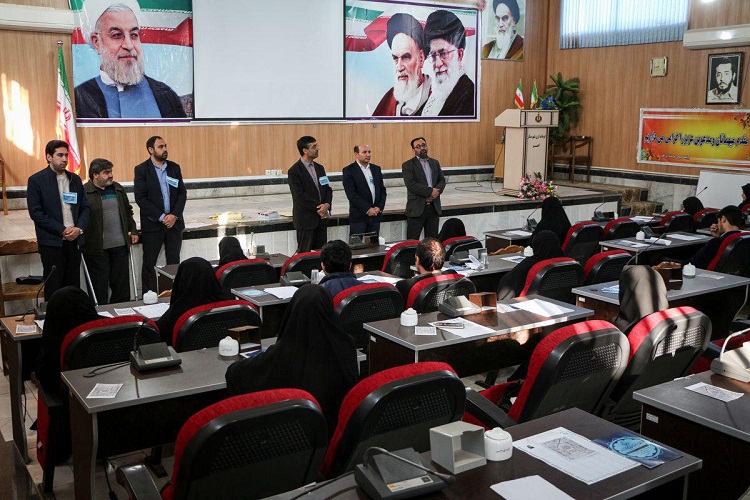 برگزاری آزمون سراسری حفظ قرآن کریم در اهر+تصاویر برگزاری آزمون سراسری حفظ قرآن کریم در اهر+تصاویر