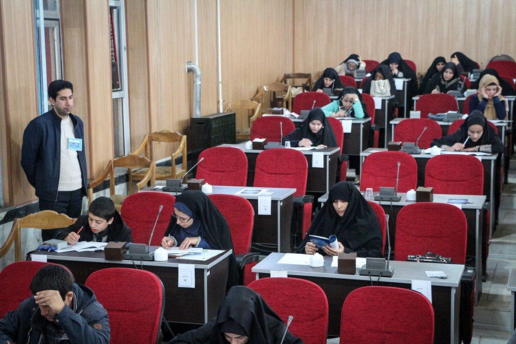 برگزاری آزمون سراسری حفظ قرآن کریم در اهر+تصاویر برگزاری آزمون سراسری حفظ قرآن کریم در اهر+تصاویر