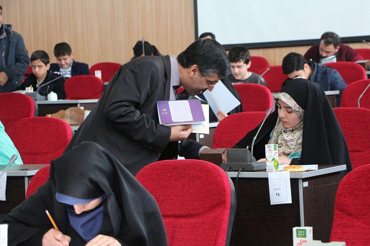 برگزاری آزمون سراسری حفظ قرآن کریم در اهر+تصاویر برگزاری آزمون سراسری حفظ قرآن کریم در اهر+تصاویر