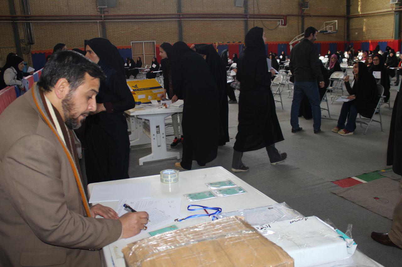 گزارش تصویری بزرگ&zwnj;ترین آزمون قرآنی در الیگودرز