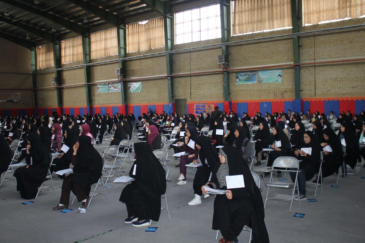 گزارش تصویری بزرگ&zwnj;ترین آزمون قرآنی در الیگودرز
