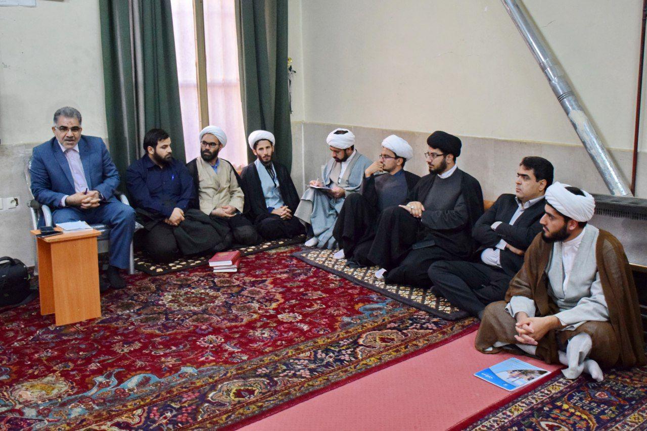 انجام عمل صالح، ایمان و توصیه به حق؛ شروط جلوگیری از خسران انسان