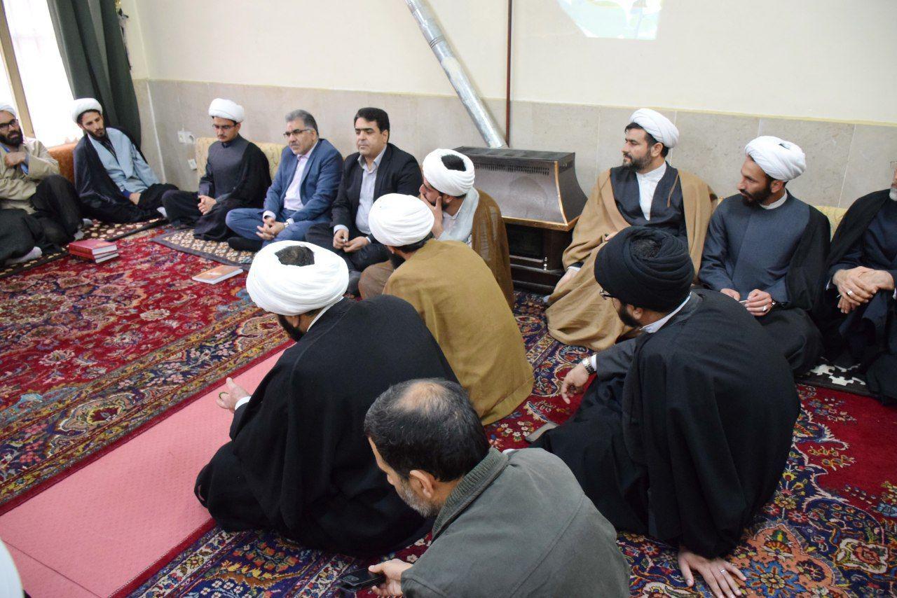 انجام عمل صالح، ایمان و توصیه به حق؛ شروط جلوگیری از خسران انسان