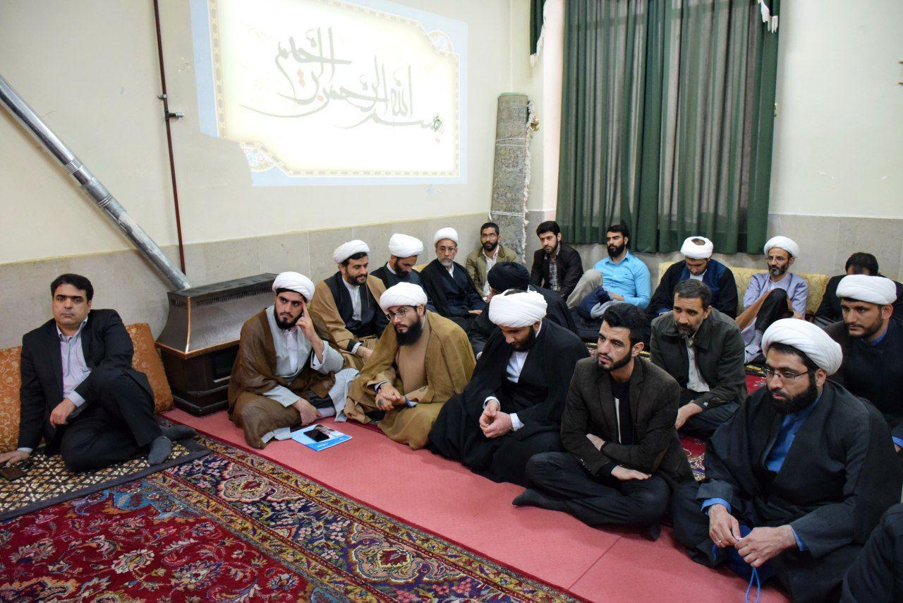 انجام عمل صالح، ایمان و توصیه به حق؛ شروط جلوگیری از خسران انسان