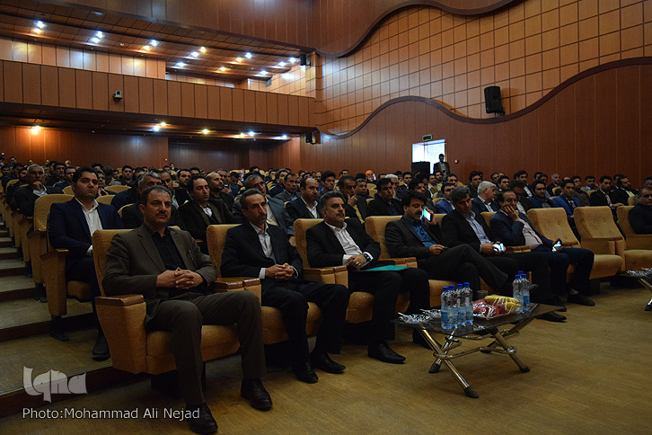 گزارش تصویری همایش «استقبال از نوروز و نقش دهیاران در صیانت از منابع طبیعی» در لرستان